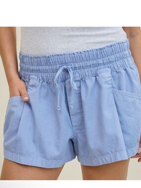 Aerie Woven Smocked High Rise Pull-On Shorts Periwinkle Blue Pockets M